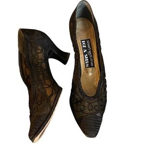 Stuart Weitzman Roz & Sherm Vintage Kitten Heels w Mesh Lace Balck Suede Sz 8